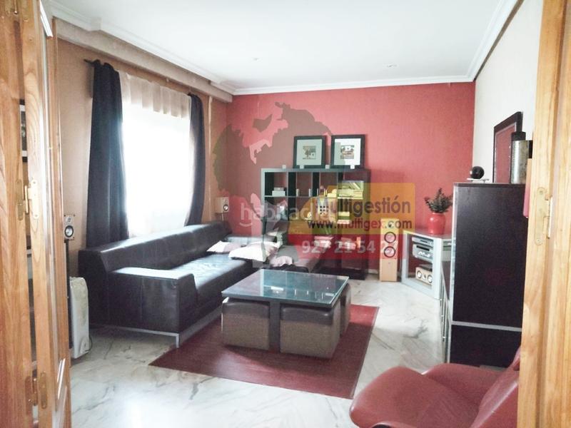 Foto 3bd73e1f-ac33-405d-aa6d-ad47679e46b7. Dúplex  fantástico céntrico con garaje y trastero en Cáceres