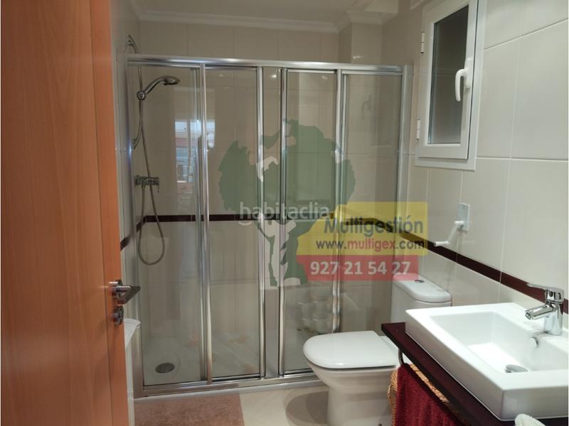 Foto baf4bb60-6896-4542-aac6-82ce55f4e9fa. Lloguer pis amb aparcament a Montesol - Mejostilla Cáceres