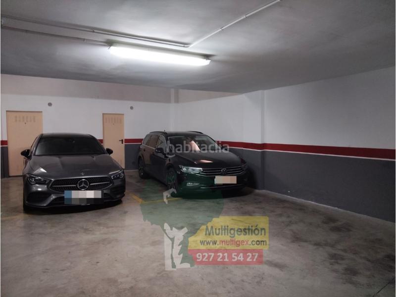 Foto 791a8a4c-4e40-4684-8831-3399136d3a9c. Rent flat with parking in Montesol - Mejostilla Cáceres