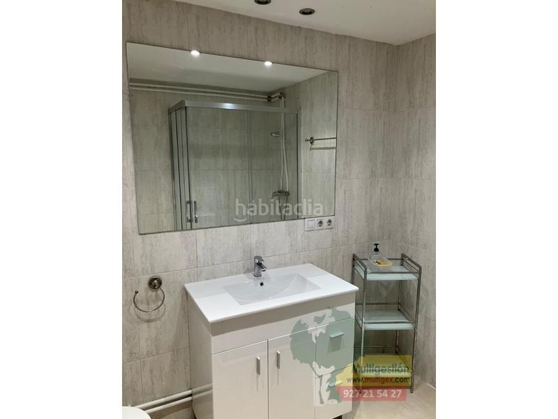 Foto 366bd96d-755b-4403-b345-da92206a117d. Lloguer apartament amb aparcament a Centro Cáceres