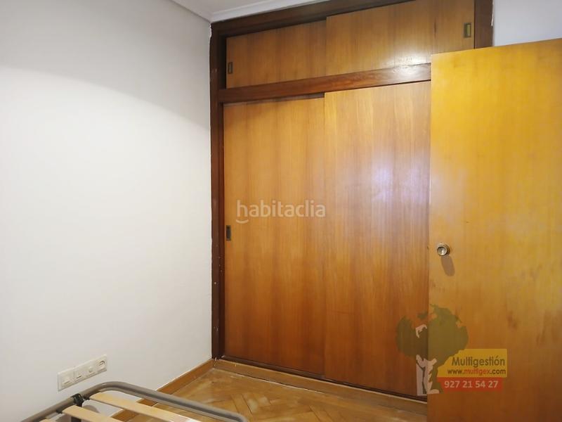 Foto 6183d8da-776d-453d-81a4-9158e3d737fc. Lloguer apartament amb aparcament a Centro Cáceres