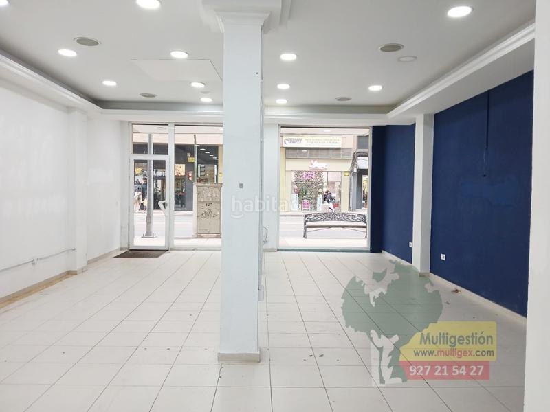 Foto 3c098d91-e398-40d1-9229-d3ac9defe952. Lloguer local comercial a Centro Cáceres