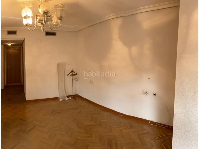 Foto 002fb9f4-5330-49ae-b0f9-57d02acf9ff4. Flat with parking in Centro Cáceres