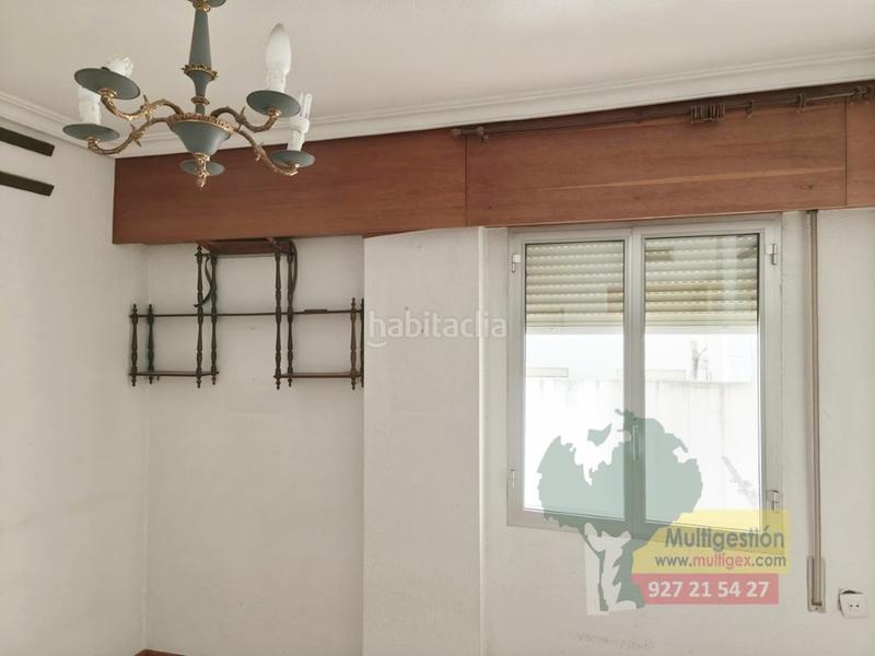 Foto aecc4d22-66ba-4cb2-adf1-98b2cc1f66fb. Flat with parking in Centro Cáceres
