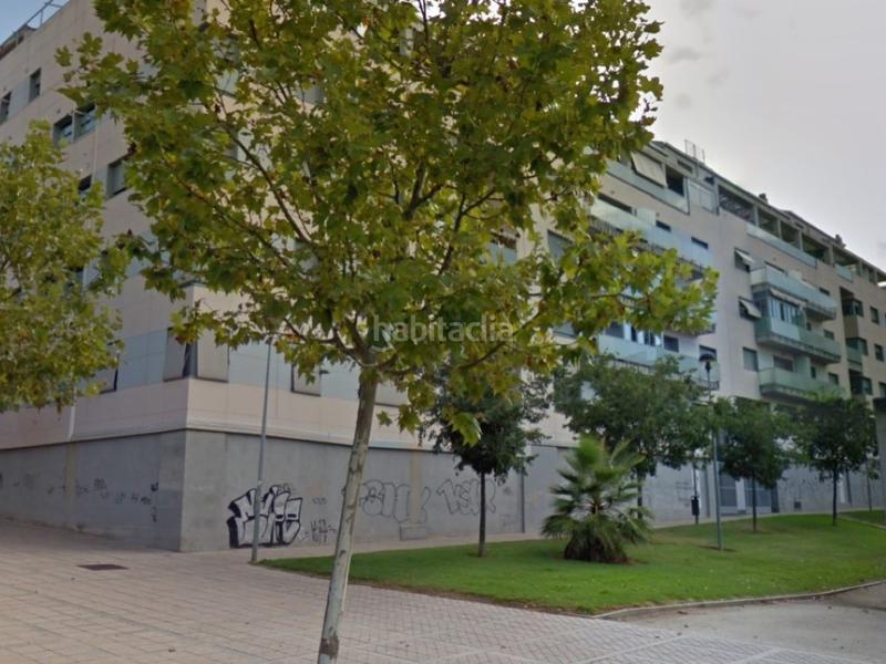 Foto b77706c1-b985-4f4f-a505-395d1948e205. Rent business premise in Estación Arroyo Malpartida Cáceres