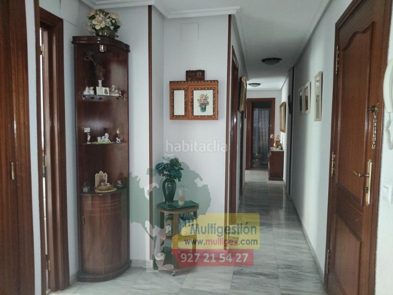 Foto 4966fd80-30b0-4b23-b119-a0843002909b. Appartamento con parcheggio in nuevo Cáceres Cáceres