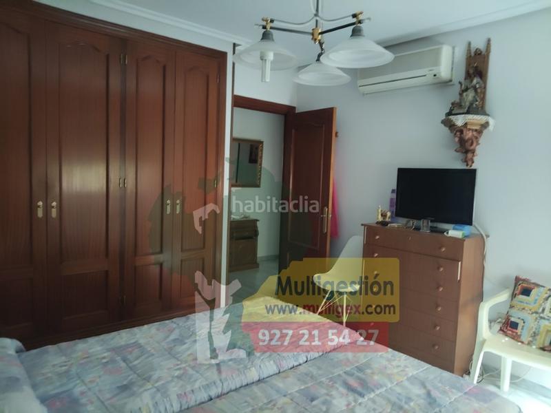 Foto cb1f1113-b0dd-47ea-ae86-e7d22369d71d. Appartamento con parcheggio in nuevo Cáceres Cáceres