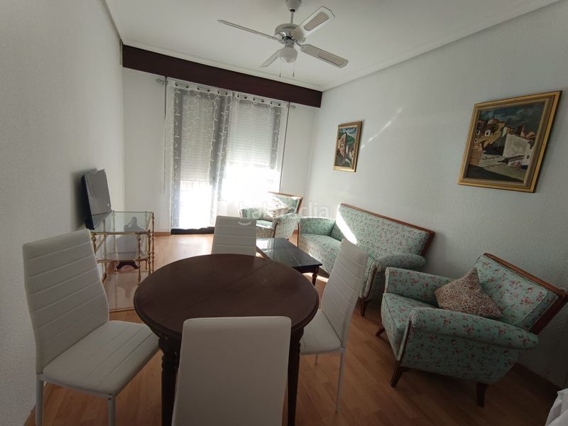Foto 5b9f6498-c69a-48ce-ad87-a617c94afb31. Rent flat with heating in Centro Cáceres