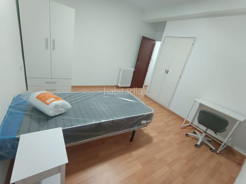Foto 8dd143ab-ea10-4711-a7e4-343618662437. Rent flat with heating in Centro Cáceres