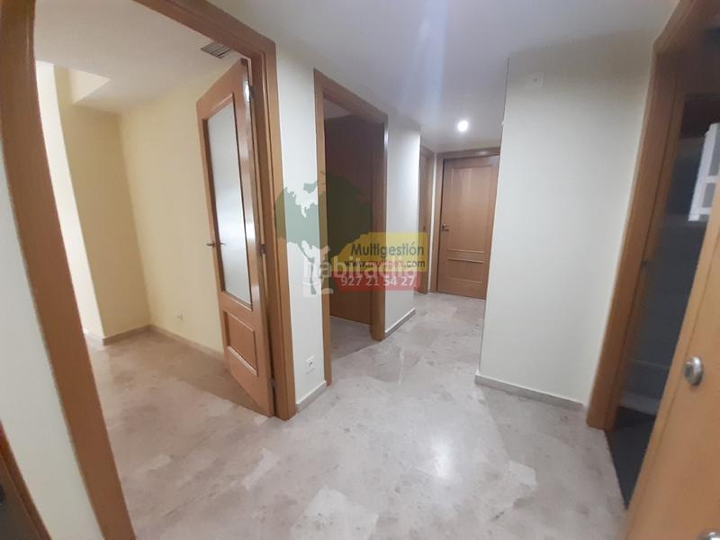 Foto 58737dd7-d607-42f1-be4b-942411816a97. Alquiler piso  sin amueblar zona del rodeo en residencial. en Cáceres