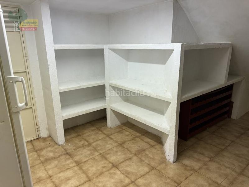 Foto 139e2546-3dc7-4bb0-9647-a4edaefba795. House with parking in Casco Antiguo Cáceres