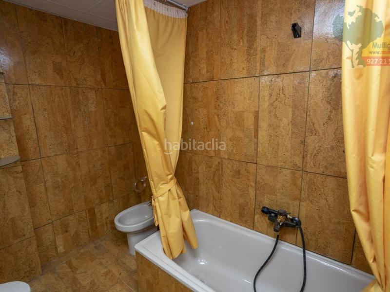 Foto 208929d3-c64b-4f0f-8146-8bbe5ffe2456. House with parking in Casco Antiguo Cáceres