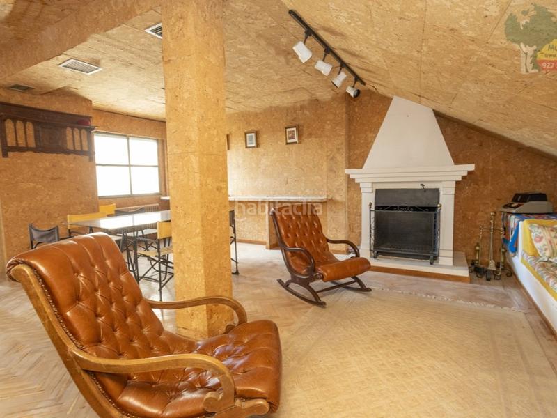 Foto 5fc4451f-440c-4df5-837c-26b0f7d97244. House with parking in Casco Antiguo Cáceres