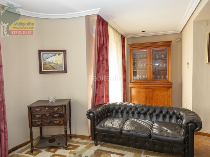 Foto 7974bd11-ec49-4f81-b46c-991768c05a4b. House with parking in Casco Antiguo Cáceres