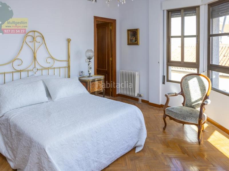 Foto 836a8dba-ecde-49f2-80ad-bf94eea10b3b. House with parking in Casco Antiguo Cáceres