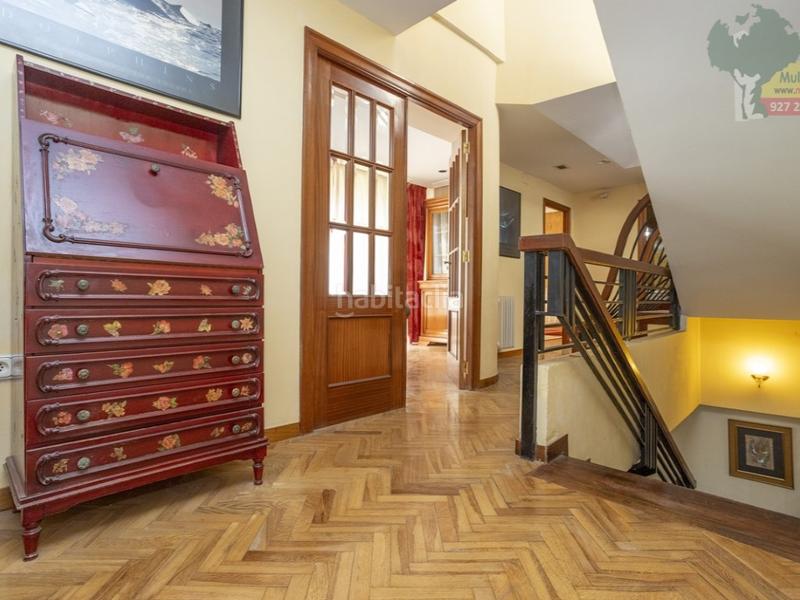 Foto a7737190-ff9c-4fef-ad03-908a2cfc2d13. House with parking in Casco Antiguo Cáceres