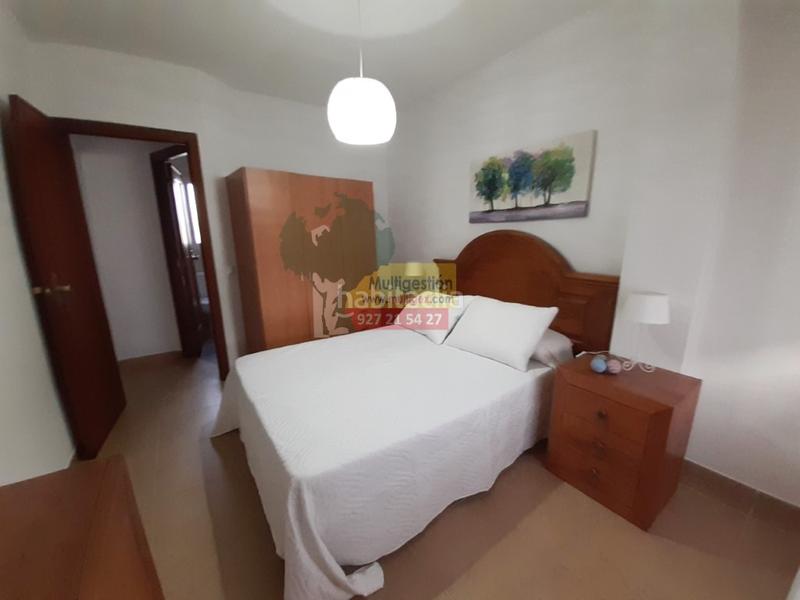 Foto 3655803b-d931-4556-a951-65f945d38cb1. Alquiler apartamento  amueblado en el Centro. en Cáceres