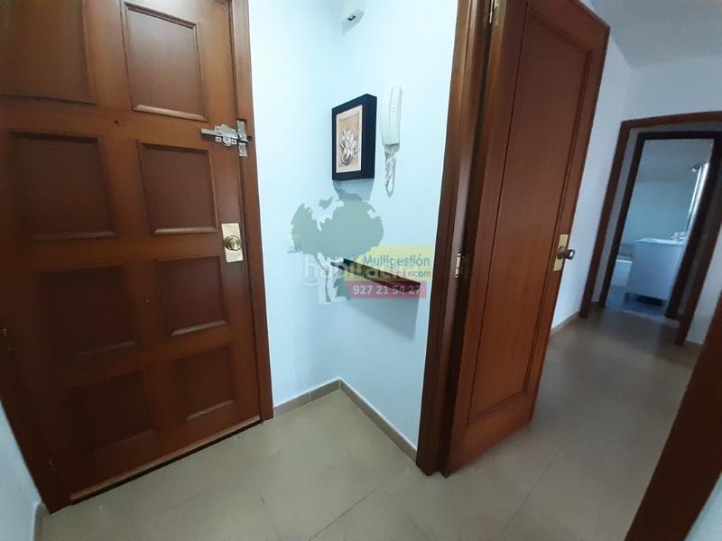 Foto ef441683-79b7-4ec0-8658-aef90c274432. Location appartement dans Centro Cáceres