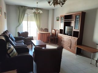 Location Appartement à Casco Antiguo. Piso amueblado en la zona san justo para estudiantes.