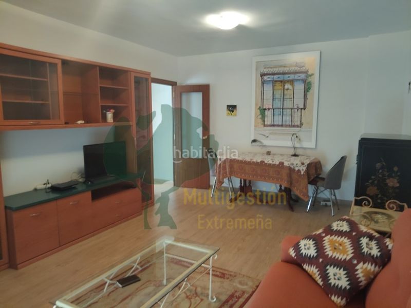 Foto 1c064873-8b7f-4d0d-b617-fde2be363ed2. Duplex con riscaldamento parcheggio in Casco Antiguo Cáceres