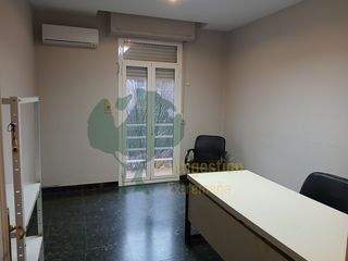 Alquiler Oficina en Centro. Oficina con vistas avenida virgen de la montaña