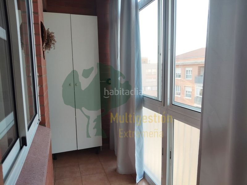 Foto 2d6257ba-94b5-47b1-ba41-8c9b5578de48. Lloguer dúplex amb aparcament a nuevo Cáceres Cáceres
