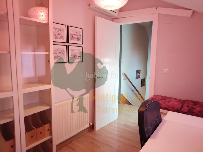 Foto 41025384-94b2-485c-a1f3-610e9750688d. Rent duplex with parking in nuevo Cáceres Cáceres