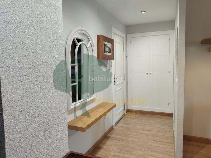 Foto a9c3691b-0c7b-43fb-b5e4-c05688daab47. Rent duplex with parking in nuevo Cáceres Cáceres