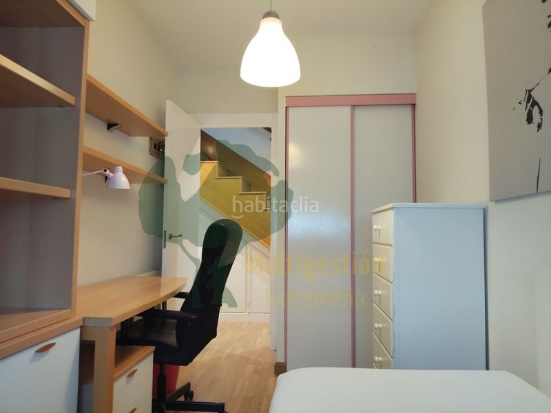 Foto f5734818-2dbe-4f59-9bda-83aca0afe1b0. Rent duplex with parking in nuevo Cáceres Cáceres