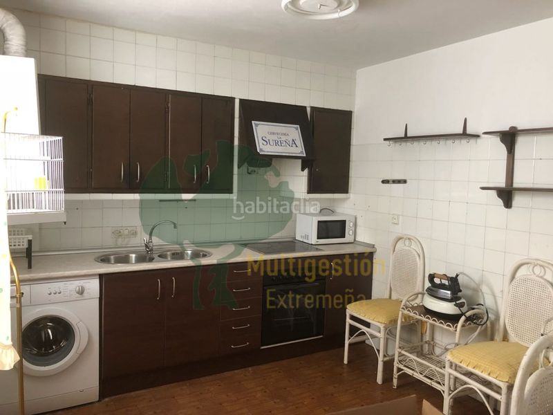 Foto 71c19d33-c5ba-48c1-9062-341e1418d79b. Lloguer pis a Centro Cáceres