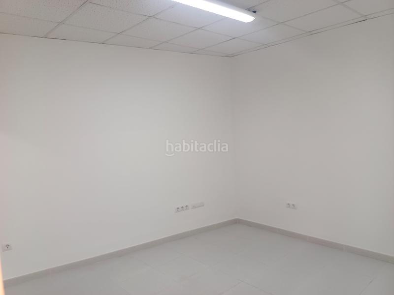 Foto 3d93b185-43ee-4362-84e1-1f3580fb1273. Locale commerciale con riscaldamento in Instituts-Universitat Lleida