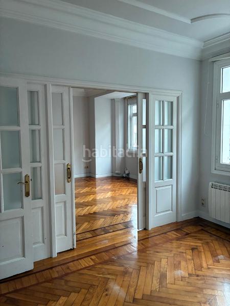 Foto 2d9582e0-3396-4519-9df1-892ff22239f0. Piso  en calle fernando macías en San Pablo - Juan Flórez Coruña (A)