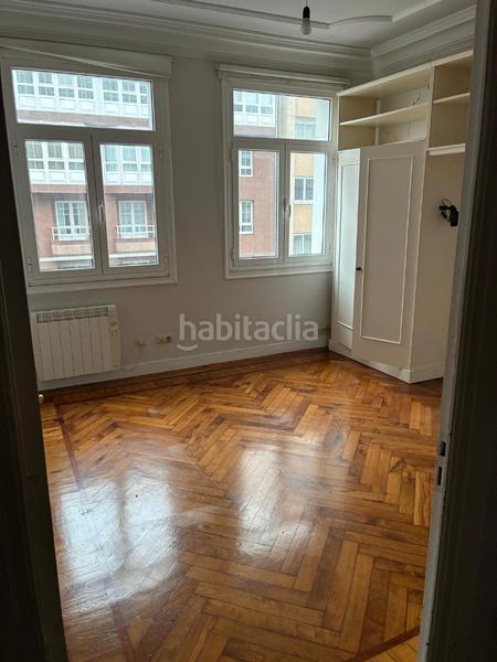 Foto 7b0ca975-14e3-4e63-91c2-feaaa80a9f7d. Piso  en calle fernando macías en San Pablo - Juan Flórez Coruña (A)
