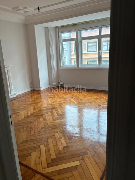 Foto ff100750-85f9-43e7-a008-55e327bbe6ec. Piso  en calle fernando macías en San Pablo - Juan Flórez Coruña (A)