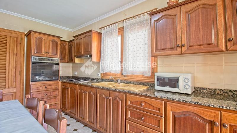 Foto 383411ac-b257-43ce-b64a-2c3cf48eb31c. Rent semi detached house with heating in Muro