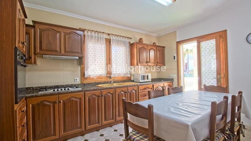 Foto 90f045ea-bd08-4c5a-b1a3-bb705953a494. Rent semi detached house with heating in Muro
