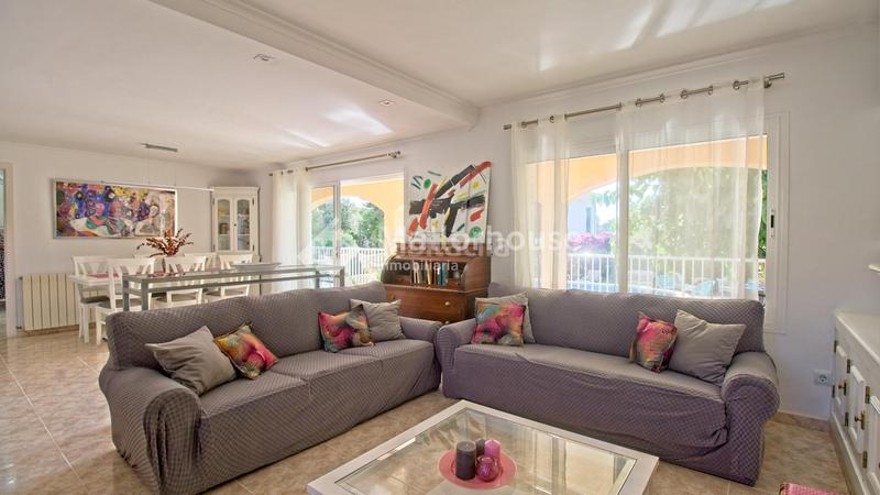 Foto 265026fd-6f93-429e-a39d-91d8bb1b4e27. Rent chalet with heating parking pool in Bacarés-Manresa-Bonaire Alcúdia