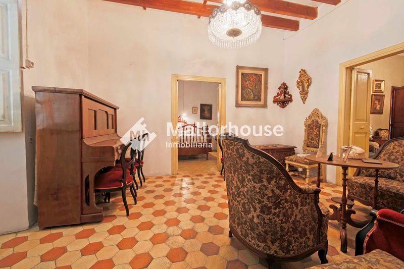 Foto bf81c223-2b04-4062-b060-f5574c7f2b46. Chalet avec parking dans Manacor centre Manacor