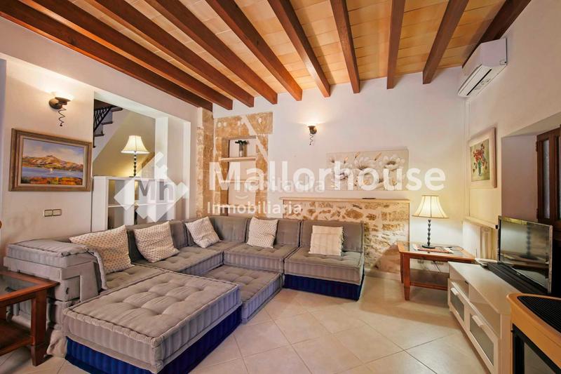 Foto ef0e2d73-f4ca-46bd-83f6-70508d644830. Casa adossada a carrer alcudia 2 a ciutat d´Alcúdia Alcúdia