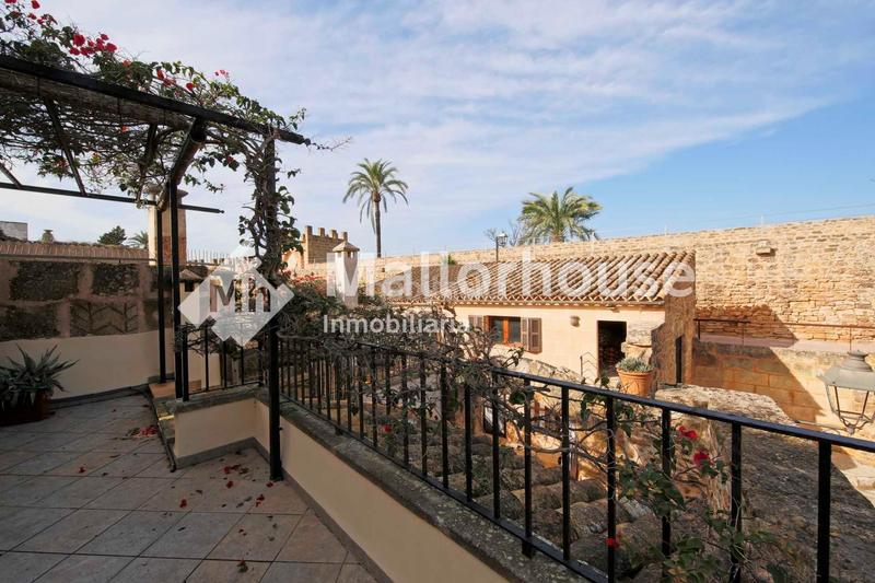 Foto 335fdb55-eb7f-463d-9bb7-a4aa72b912db. Maison jumelée dans carrer alcudia 2 dans ciutat d´Alcúdia Alcúdia