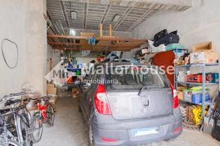 Aparcament cotxe a Muro