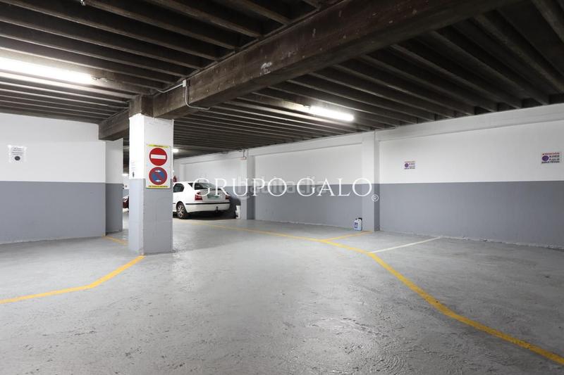 Foto 70fa469d-0404-48b3-8215-cbc367e9d3a0. Alquiler parking coche en Plaza España - Corte Inglés Vigo