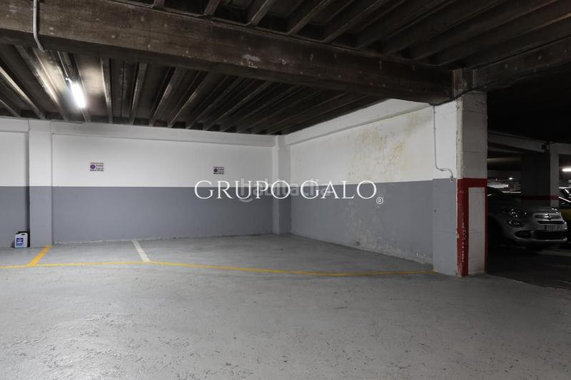 Foto c0086185-492e-4acd-9789-5cf59b5fd481. Lloguer aparcament cotxe a Plaza España - Corte Inglés Vigo