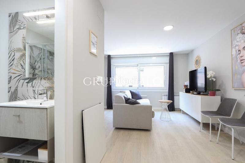 Foto 4884cec0-f360-467b-a830-f79423bedb54. Rent studio with heating in Fátima Vigo