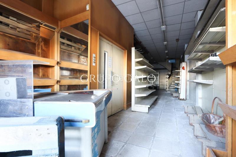 Foto 1c3bac6b-21de-42ab-b3a2-22a24f2687bc. Edificio en Casco Vello Vigo