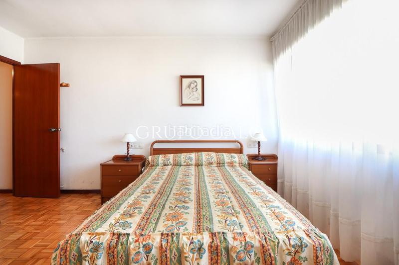 Foto b2d5f4c3-fd08-4fd2-9c8a-fba584c918c3. Appartement avec chauffage dans Plaza España - Corte Inglés Vigo
