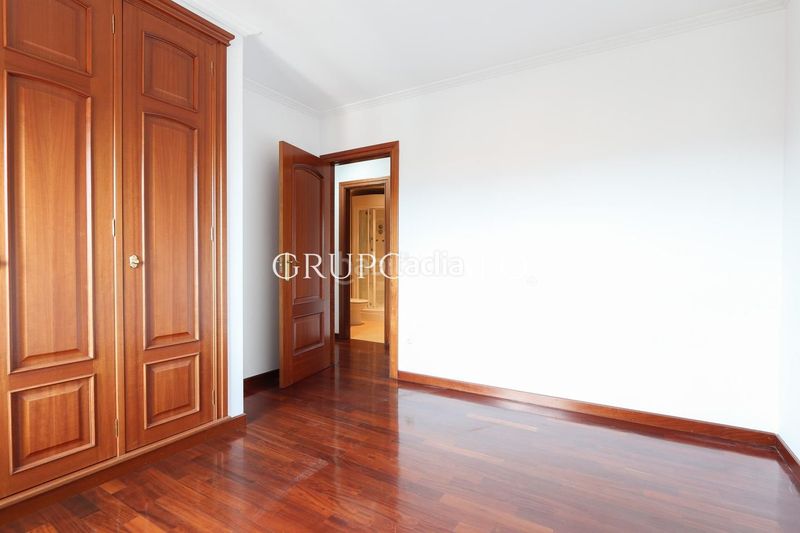 Foto 045e9d29-1a38-48a7-bdff-28f475d99bb3. Àtic amb calefacció aparcament a Coia Vigo