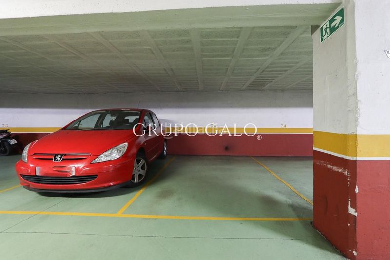 Foto bbe40bf0-0da4-4aa9-975a-86c0d1d9ea42. Àtic amb calefacció aparcament a Coia Vigo