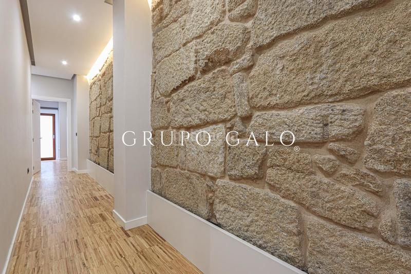 Foto 31b962fb-4267-42ee-902e-ed1557f56091. Appartamento in Casco Vello Vigo