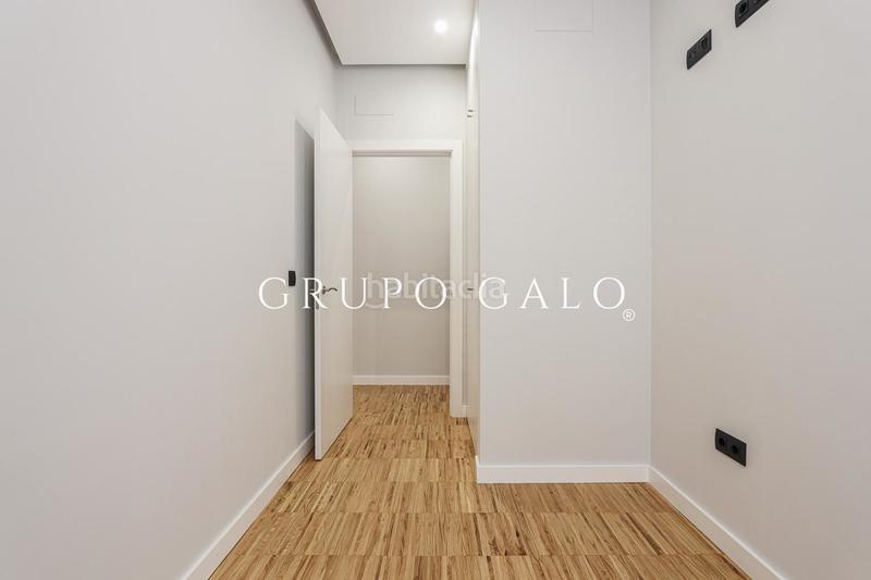 Foto 51c71abf-5244-40bf-bef2-ce2d41350d69. Piso en Casco Vello Vigo